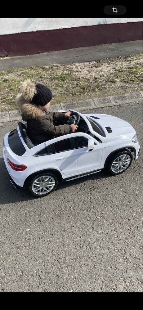 masinuta mercedes gle copii