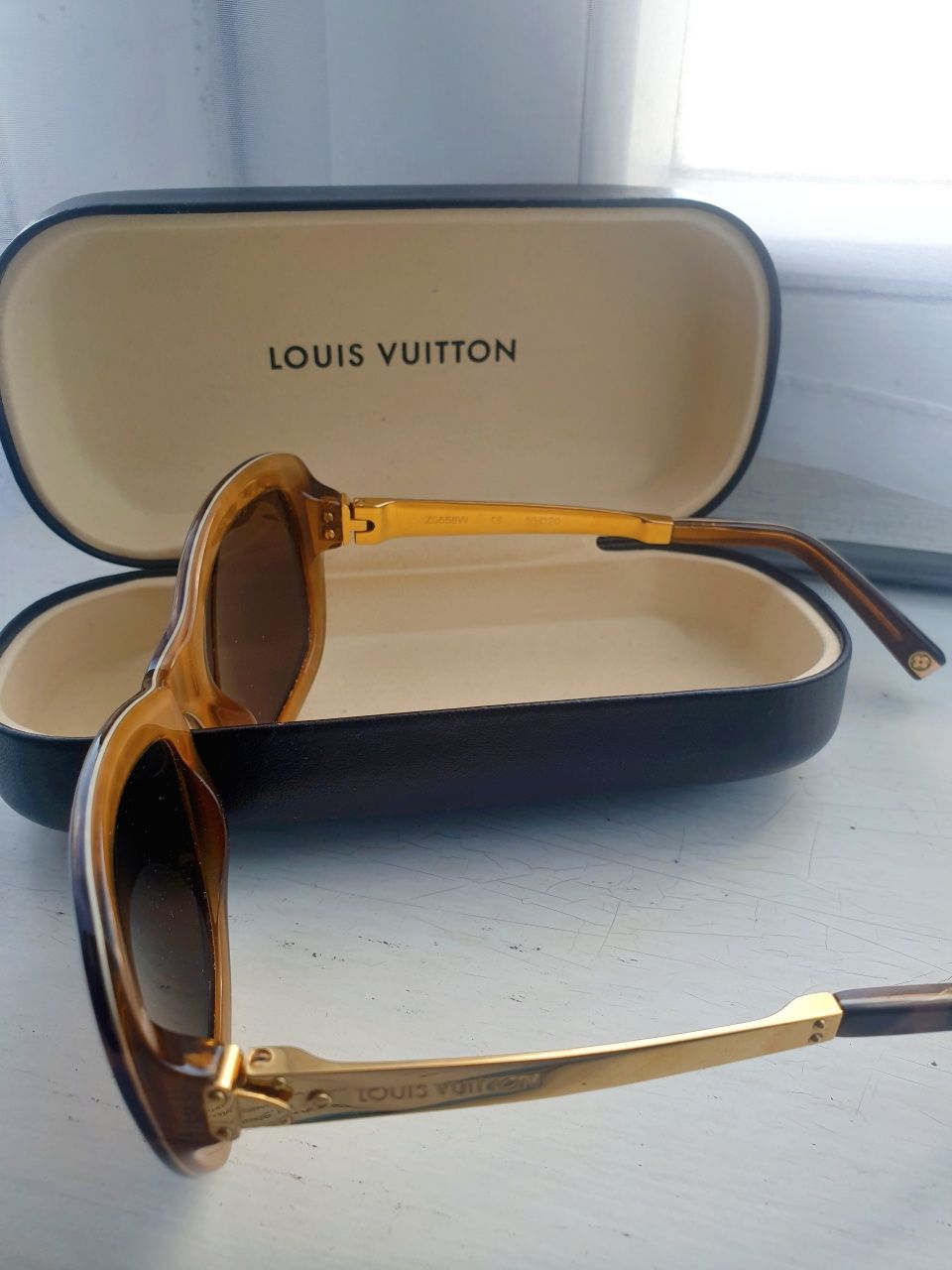 Продам очки Louis Vuitton Оригинал!