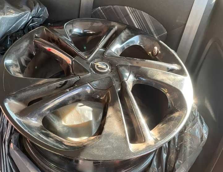 Opel Corsa E джанти 5X100 17-ки ET44 +TPMS