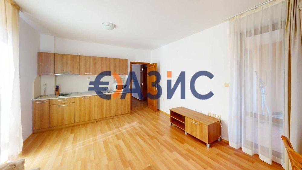 Продава се Тристаен апартамент в к.к. Слънчев бряг - 122 кв.м за 779 €/кв.м - Снимка #6