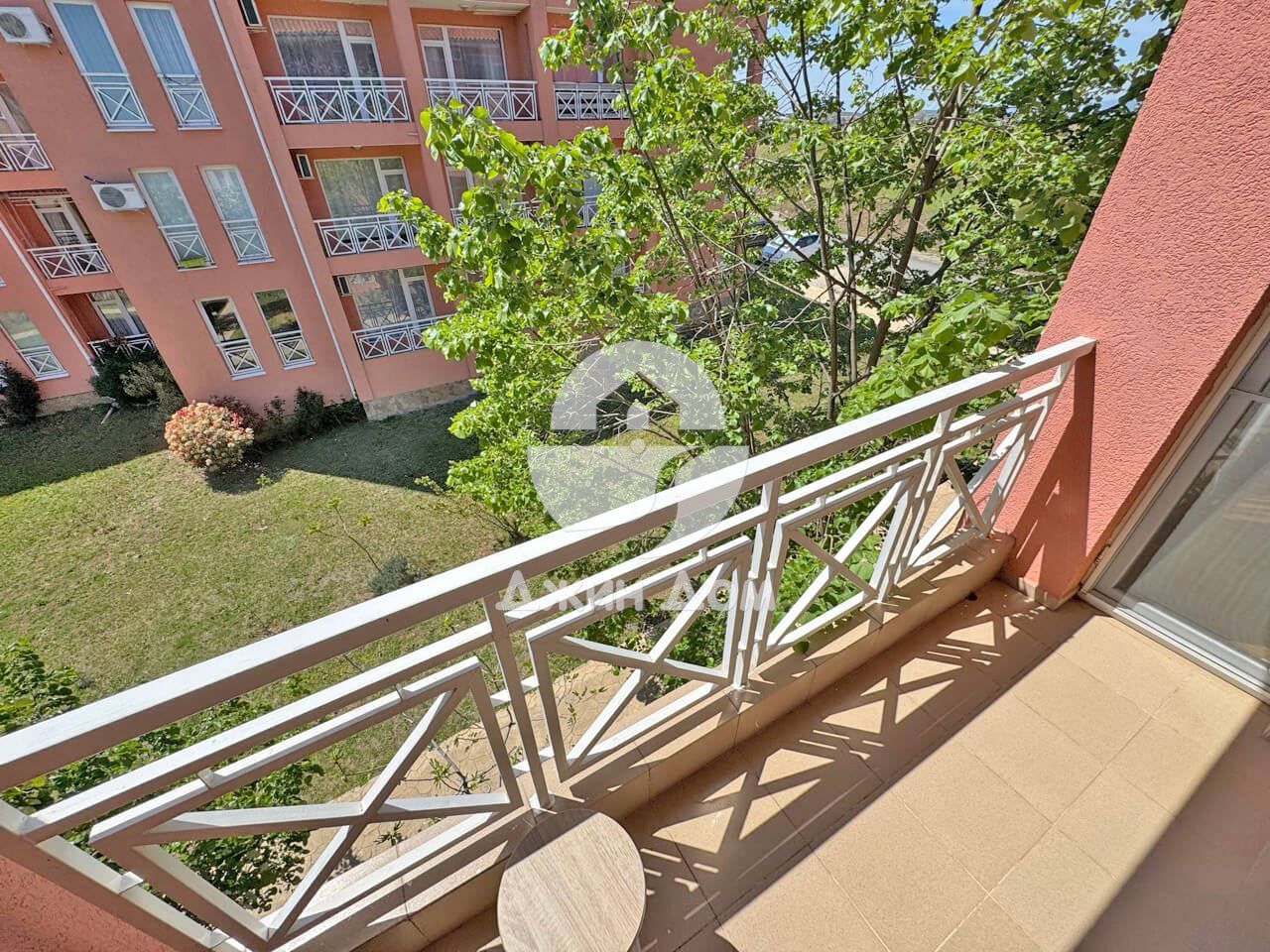 Продава се Тристаен апартамент в к.к. Слънчев бряг - 77 кв.м за 819 €/кв.м - Снимка #4