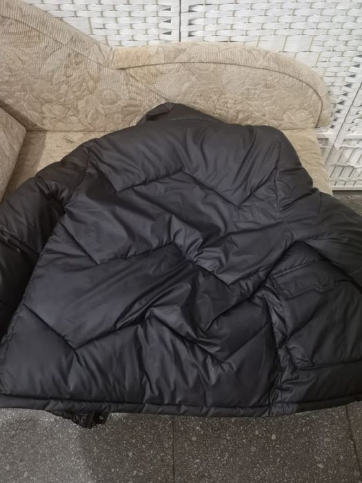 Продам куртку зимнюю.