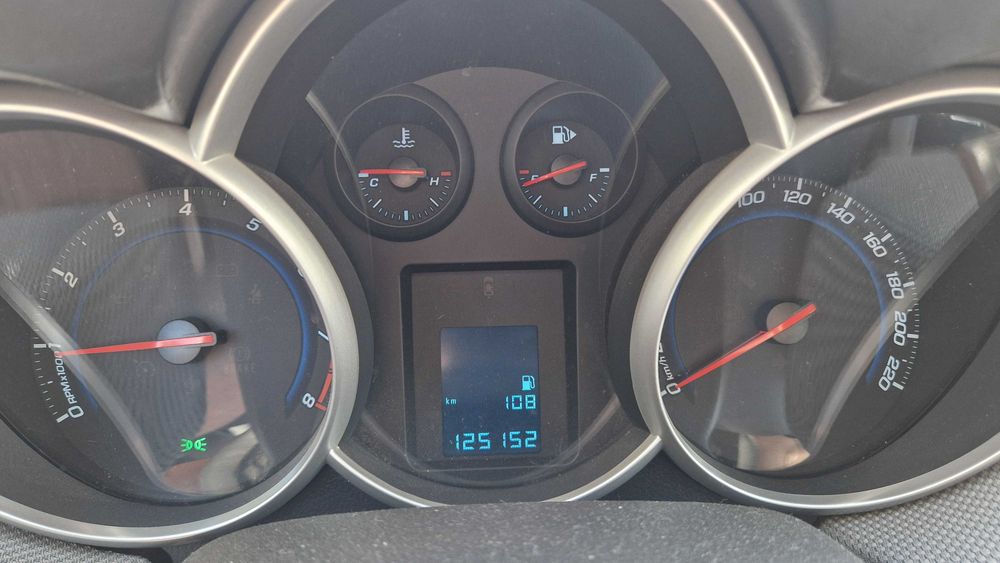 OCAZIE! Chevrolet Cruze 1.6 benzina 113 cp, 2010
