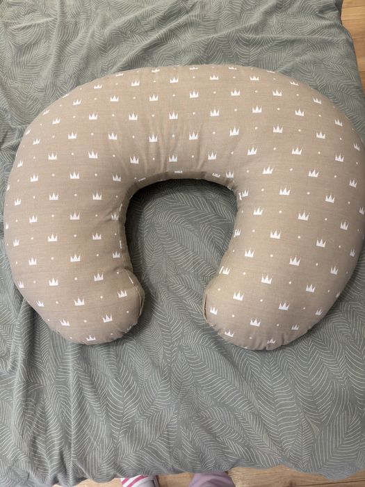 Възглавница за кърменв