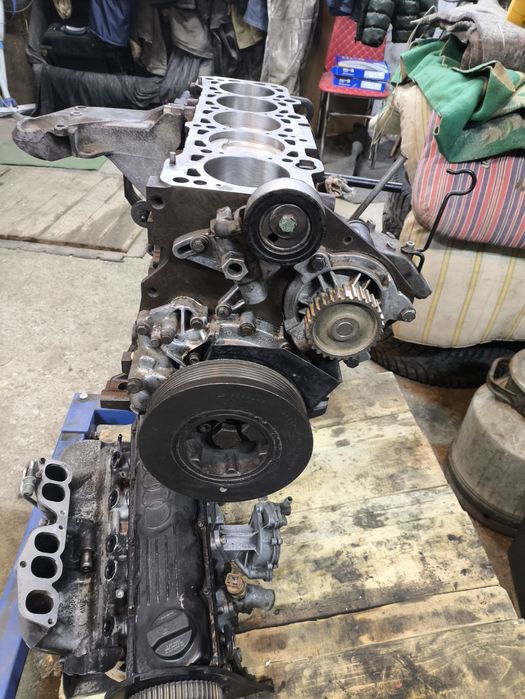 Двигатель Ауди 100 с4 AAR, 2.3