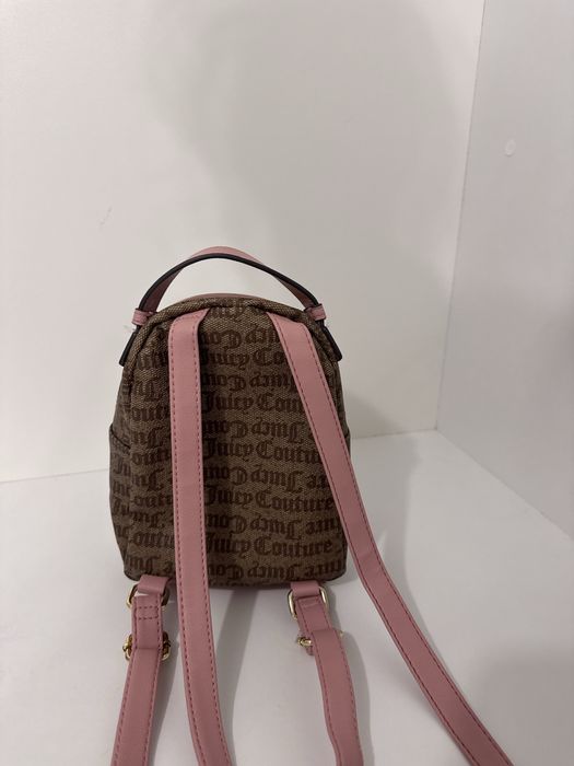 Ghiozdan Juicy Couture , purtat de 2 ori