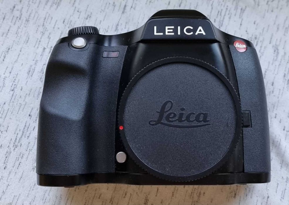 Средноформатна камера Leica S (Typ 007)