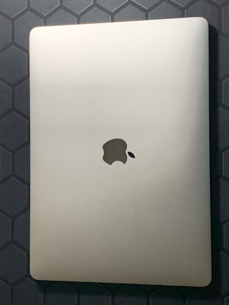 Macbook Pro 2016 с гарантом