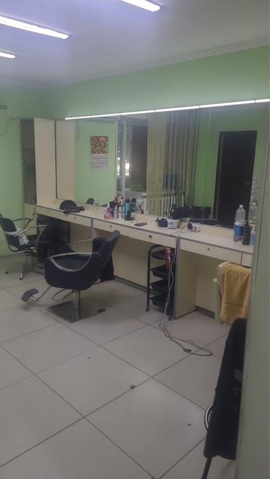 Сдам в аренду парикмахерскую