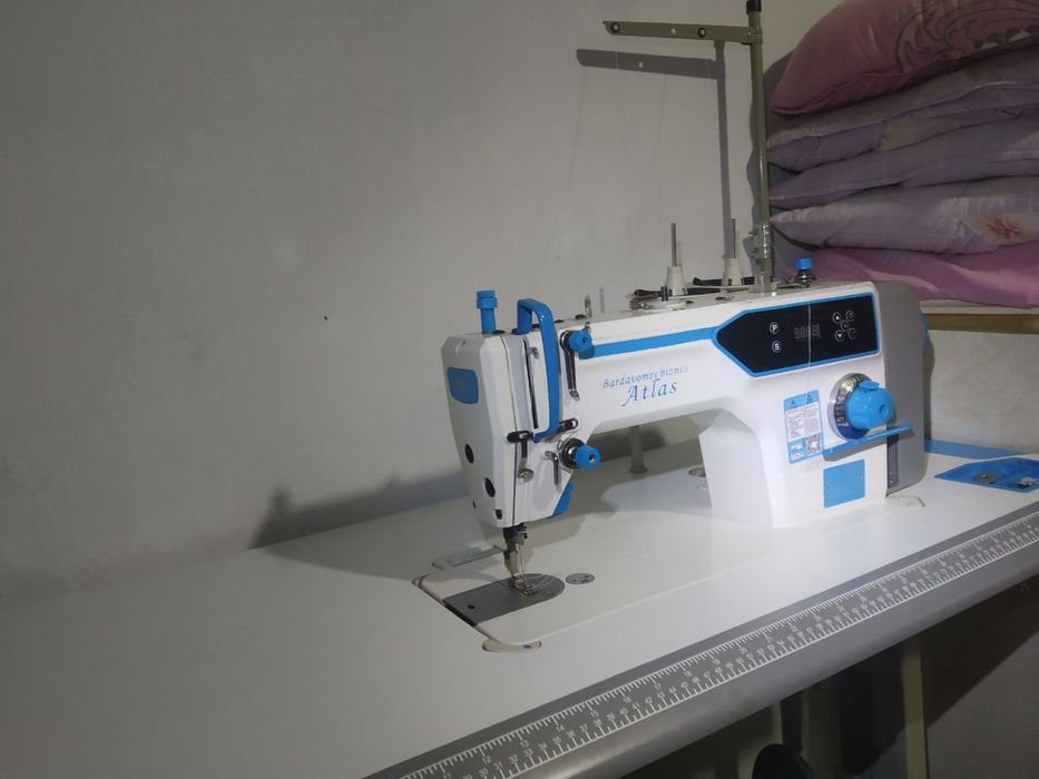 Tikuv mashinasi sotiladi