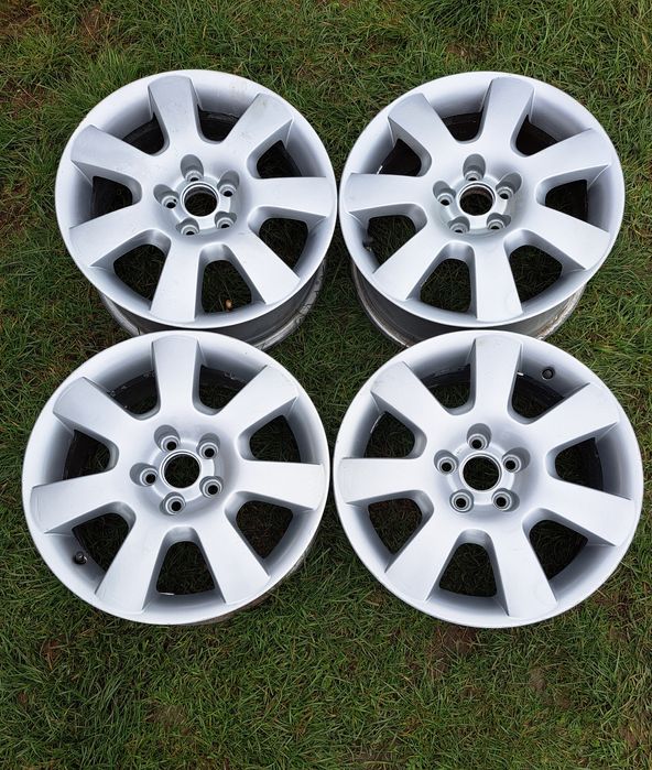 Jante Volkswagen Golf 4   R 16  distantă prezoane  5x100