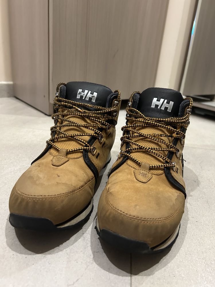 Зимни непромокаеми мъжки боти Helly Hansen