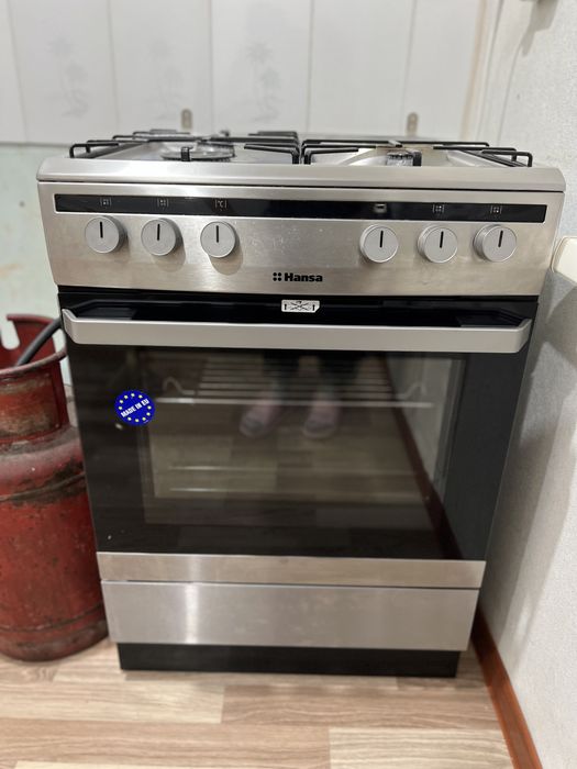 Продам газ плиту