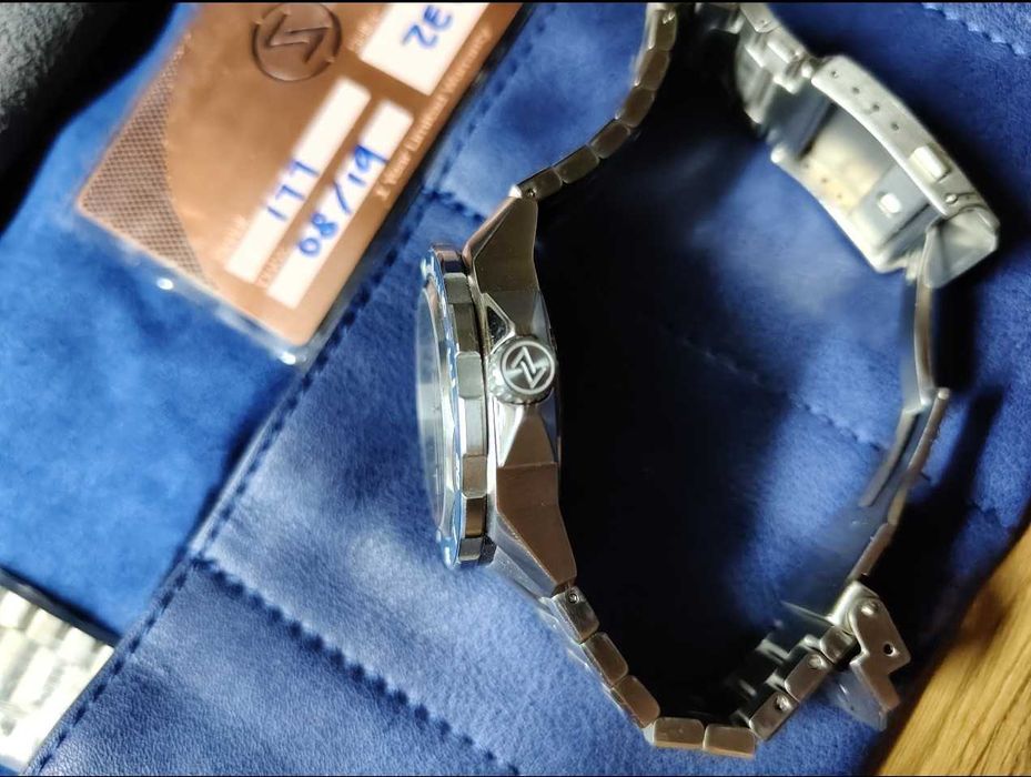 Zelos automatic 42mm Midnight blue, 300м дайвър, сапфир, керамика