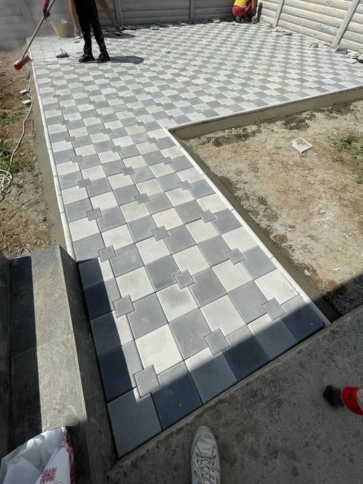 Pavaj pavele borduri pentru Gradina. Modele antiderapante