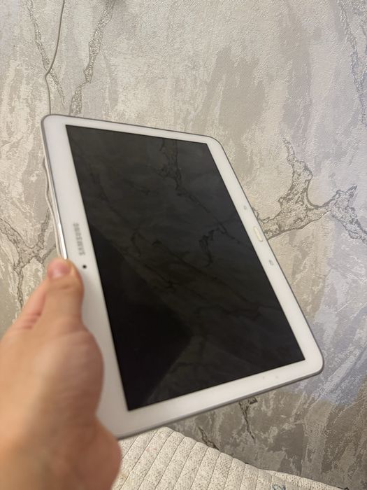 Продам планшет самсунг