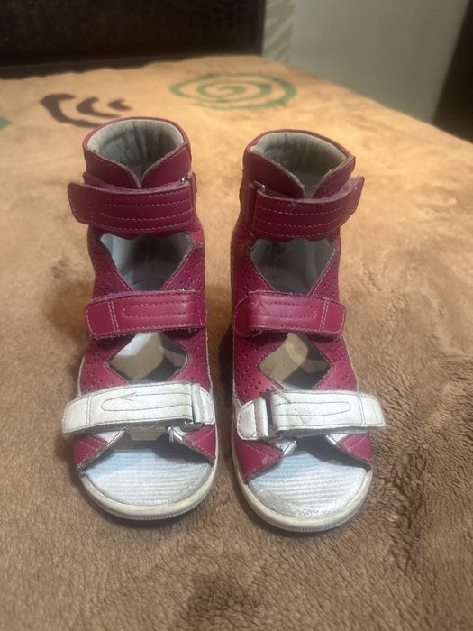 Тутара  лечебные сандали