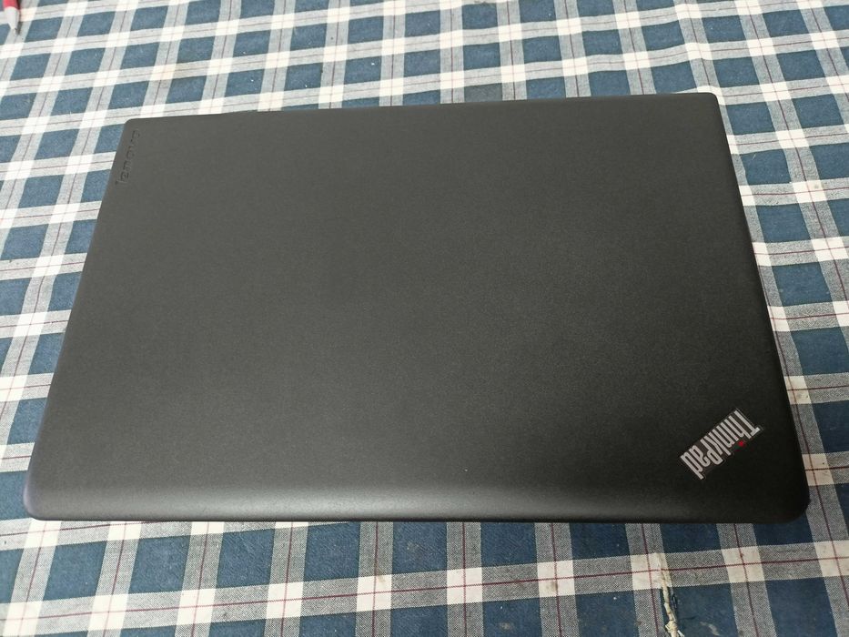 Elemente Lenovo ThinkPad E560
