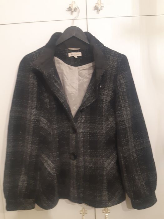 Jacheta designer John Rocha