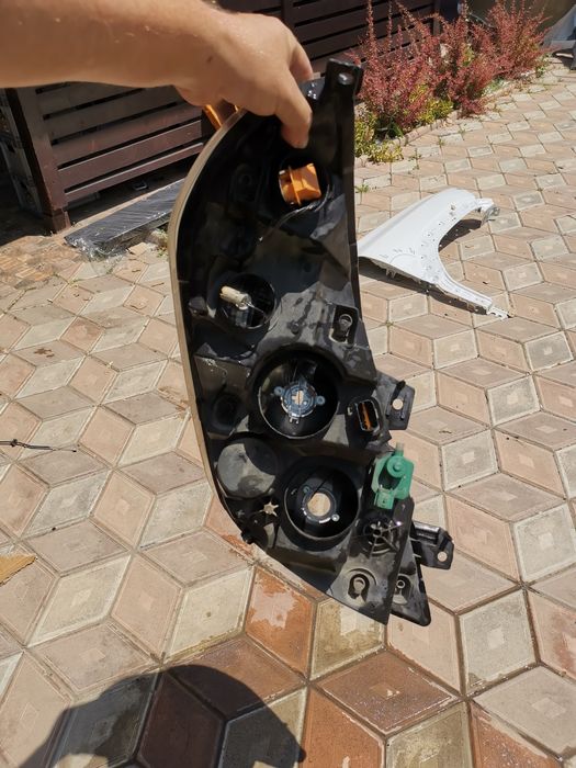 Far faruri stânga dreapta Renault master 3