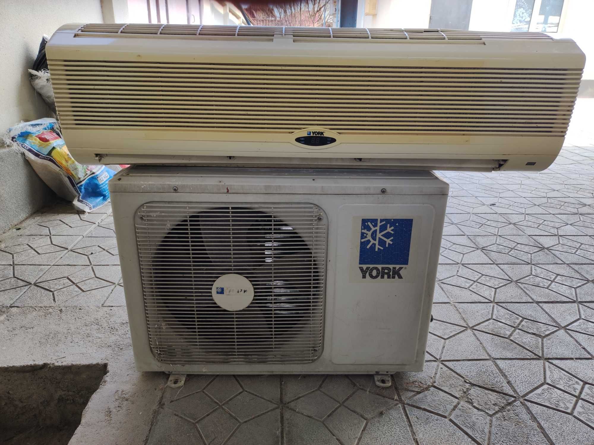 Продам кондиционер YORK 18