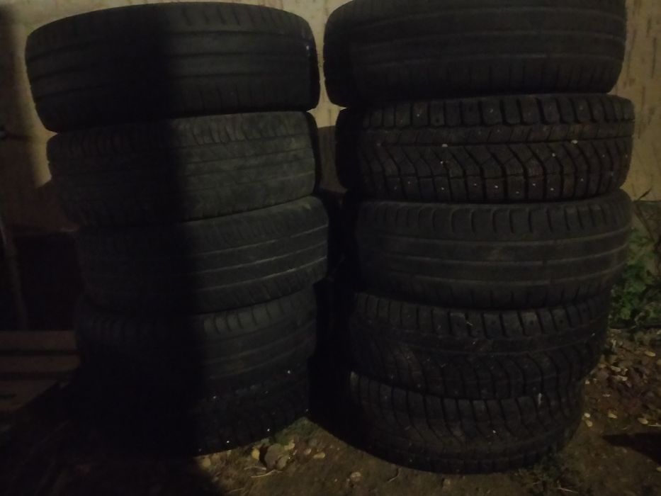 Шины 4 с шипами зимние 4 всесезонные 2 с дисакми