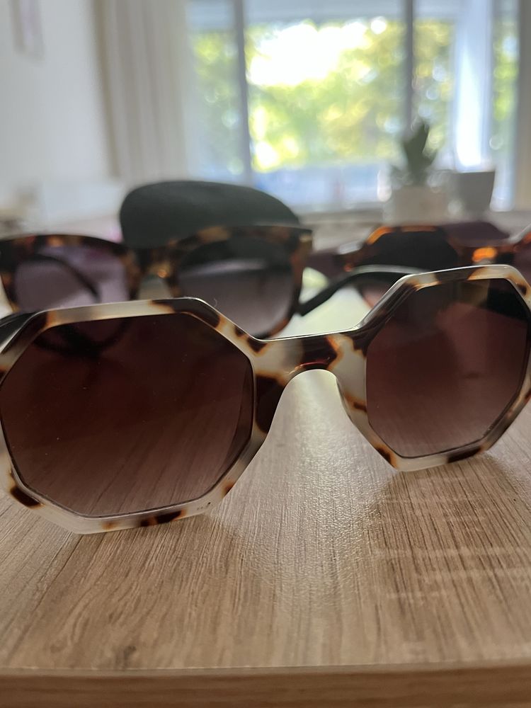Слънчеви очила на parfois и други марки. Dior, Armani, Gucci