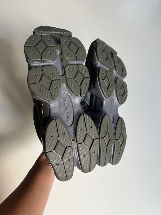 New Balance 9060 “Dark Moss”