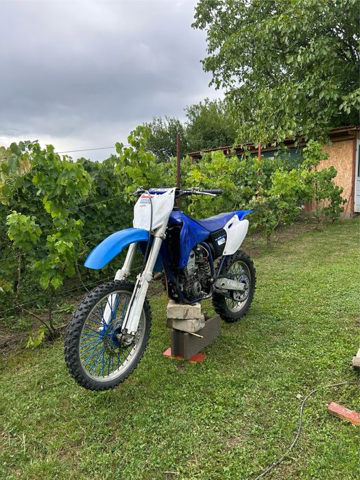 Cross yamaha yzf 400