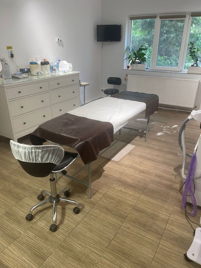 Inchiriez Salon beauty/ spațiu comercial/ birou