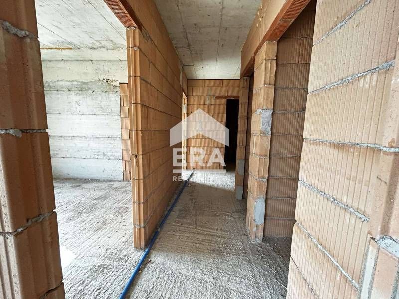 Продава се Тристаен апартамент в Варна, Виница - 87 кв.м за 1609 €/кв.м - Снимка #4
