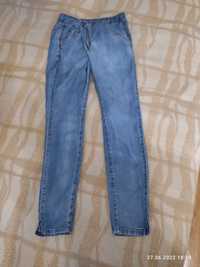 Летние джинсы, для девочки 10-11 лет.