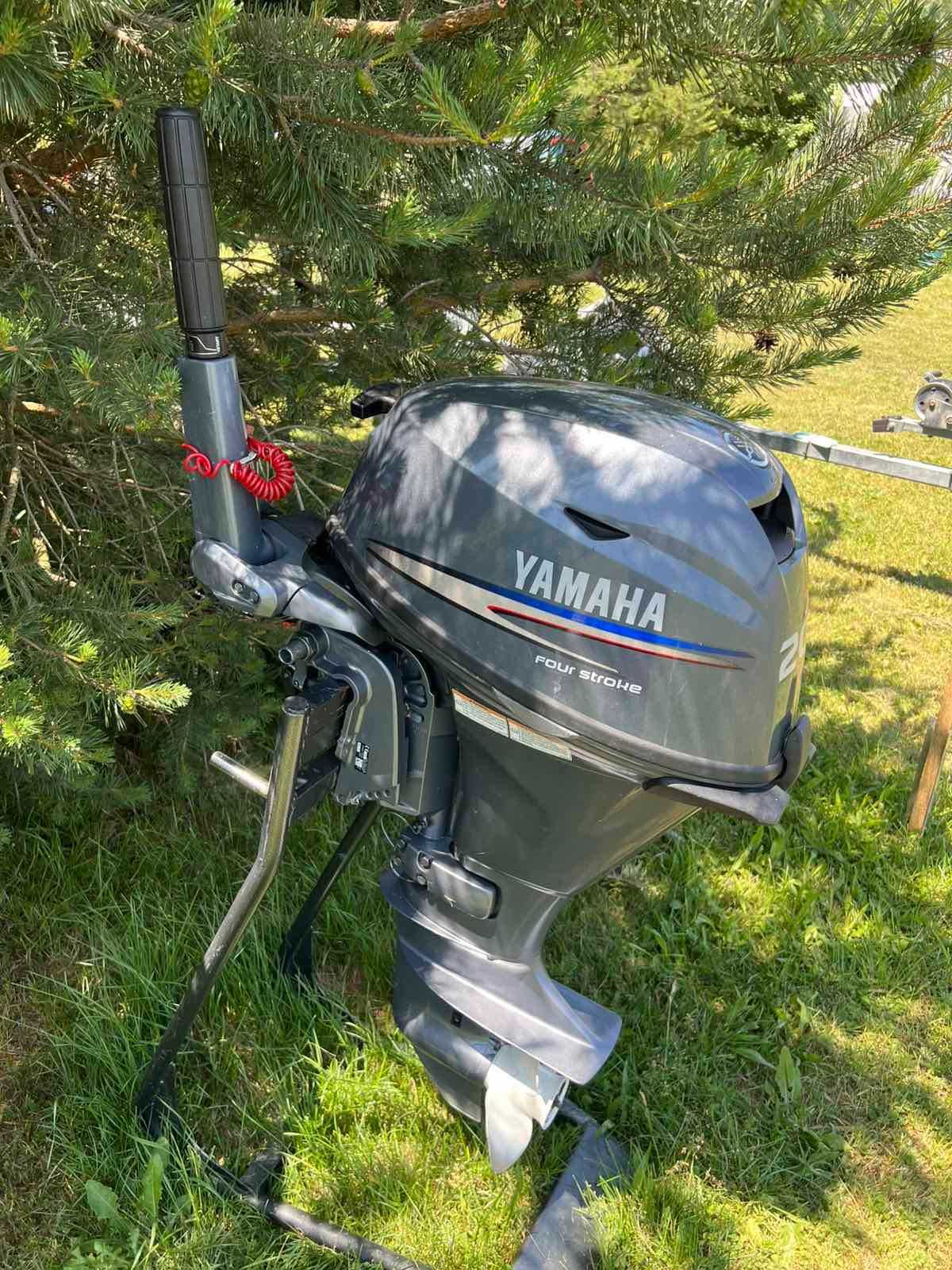 Извънбордов двигател Yamaha 20 коня