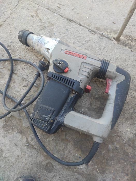 Перфоратор сатылады.