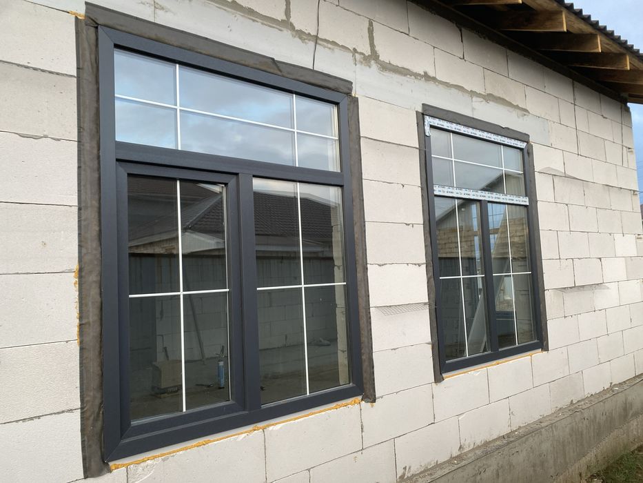 Пластиковый алюминовый окна и двери перегородки лоджи