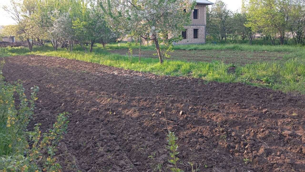 Участок битмаган уй билан сотилади. Янигибозор .