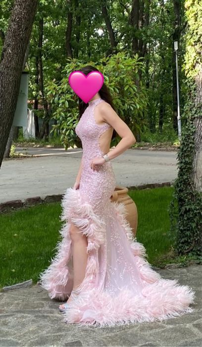 Най-красивата бална рокля TYRA Radichev