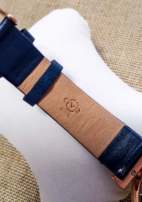 Ceas  Gv2 By Gevril  1509-L3 Berletta Diamond Quartz Blue Dial- Femei