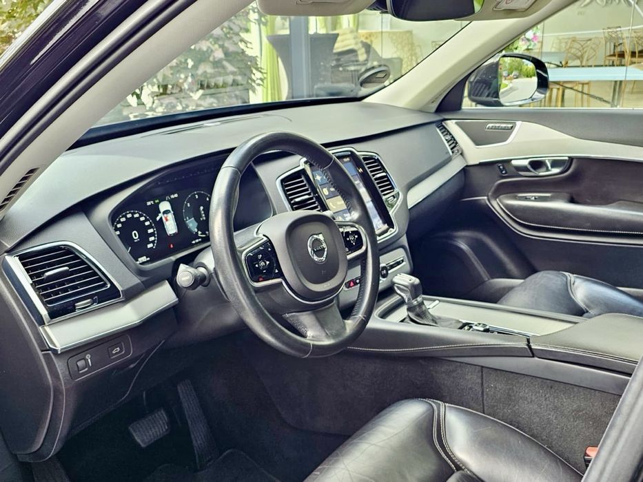 Volvo XC90 2.0d D5 4X4 AWD 7 Locuri! Garantie 12 Luni !
