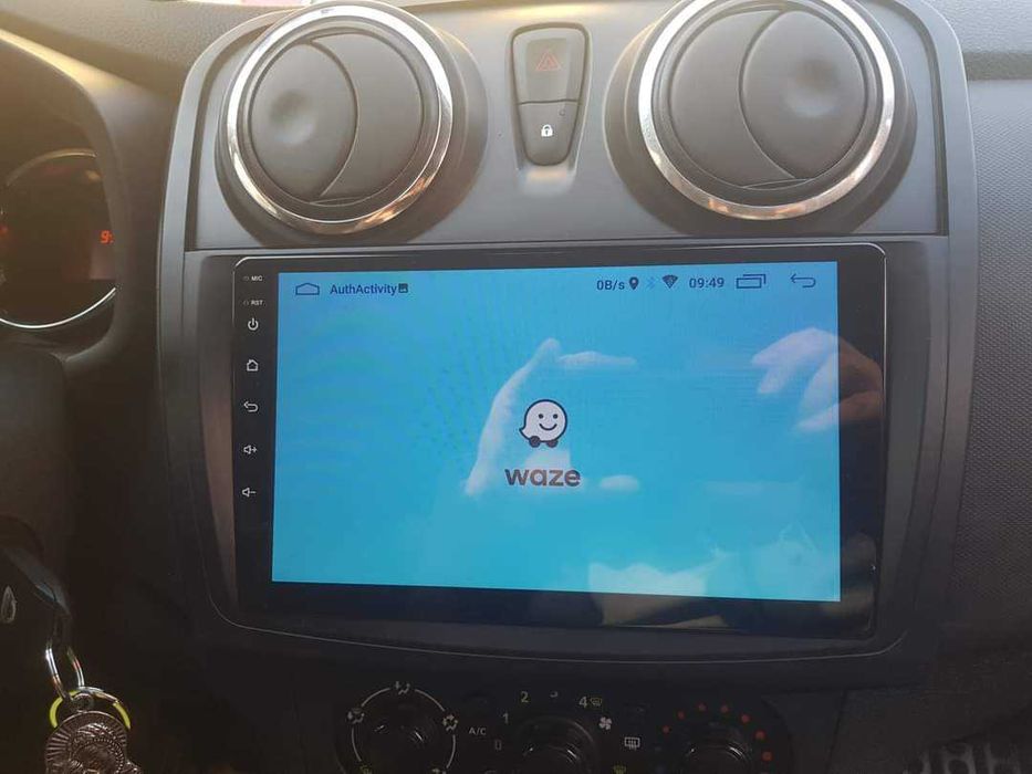 Navigație Android 9 inch Dacia Logan WiFi internet Waze YouTube GPS BL