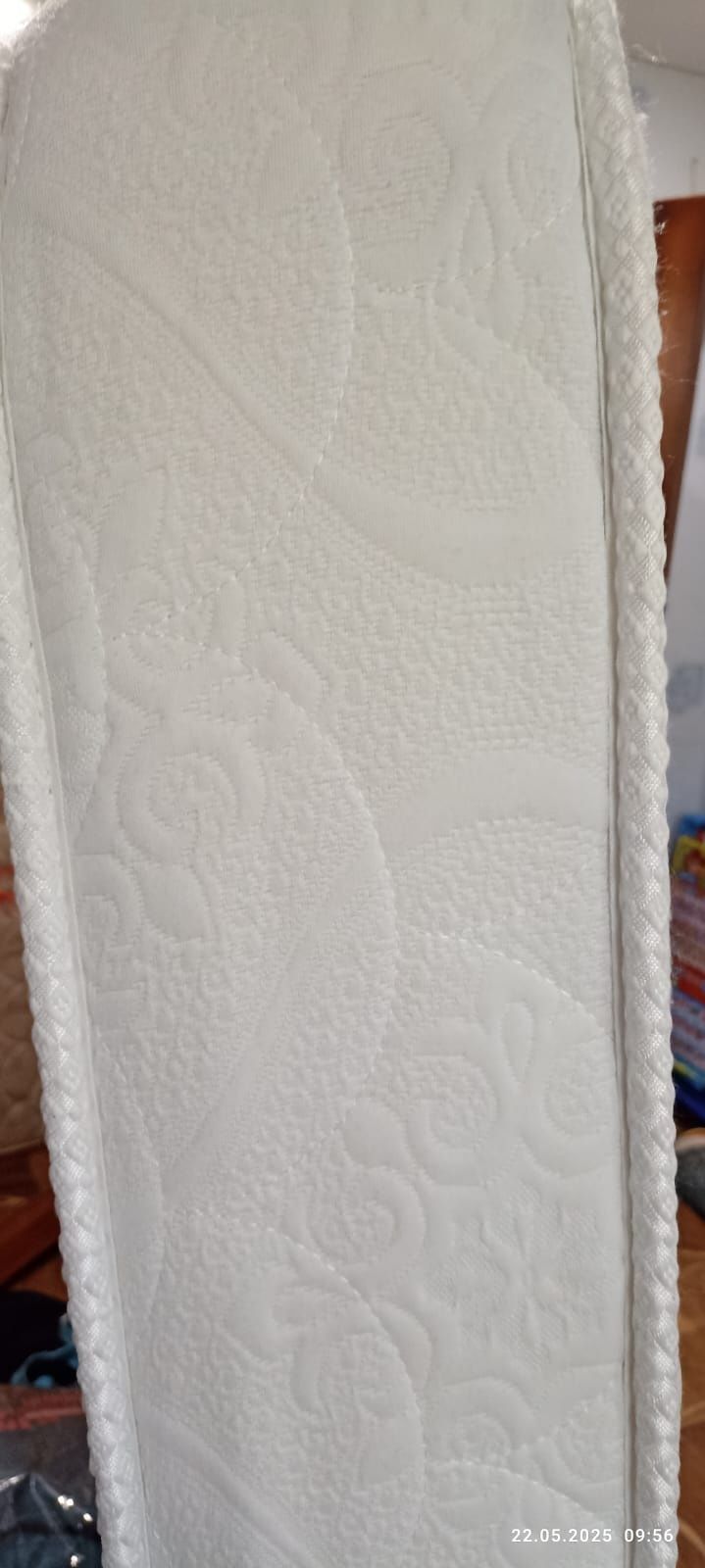 Продам двуспальную кровать