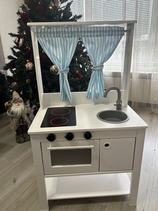 Детска кухня, куклен театър