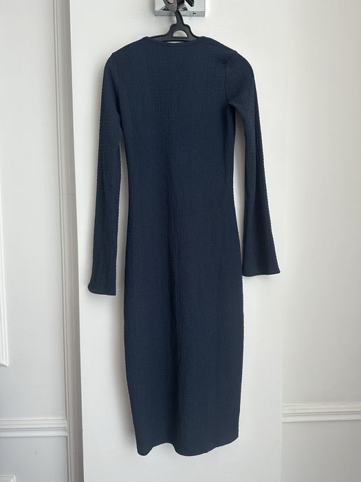 Платье новое всемирно известного бренда YAS