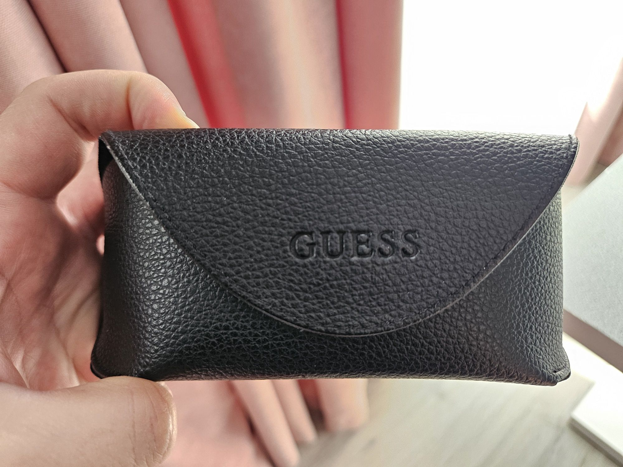 Ochelari de soare femei guess nepurtati