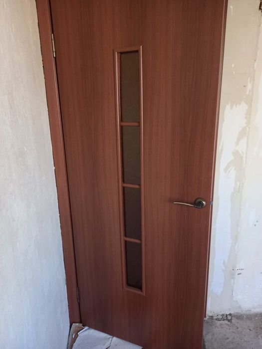 Продам двери с обналочкой и коробкой