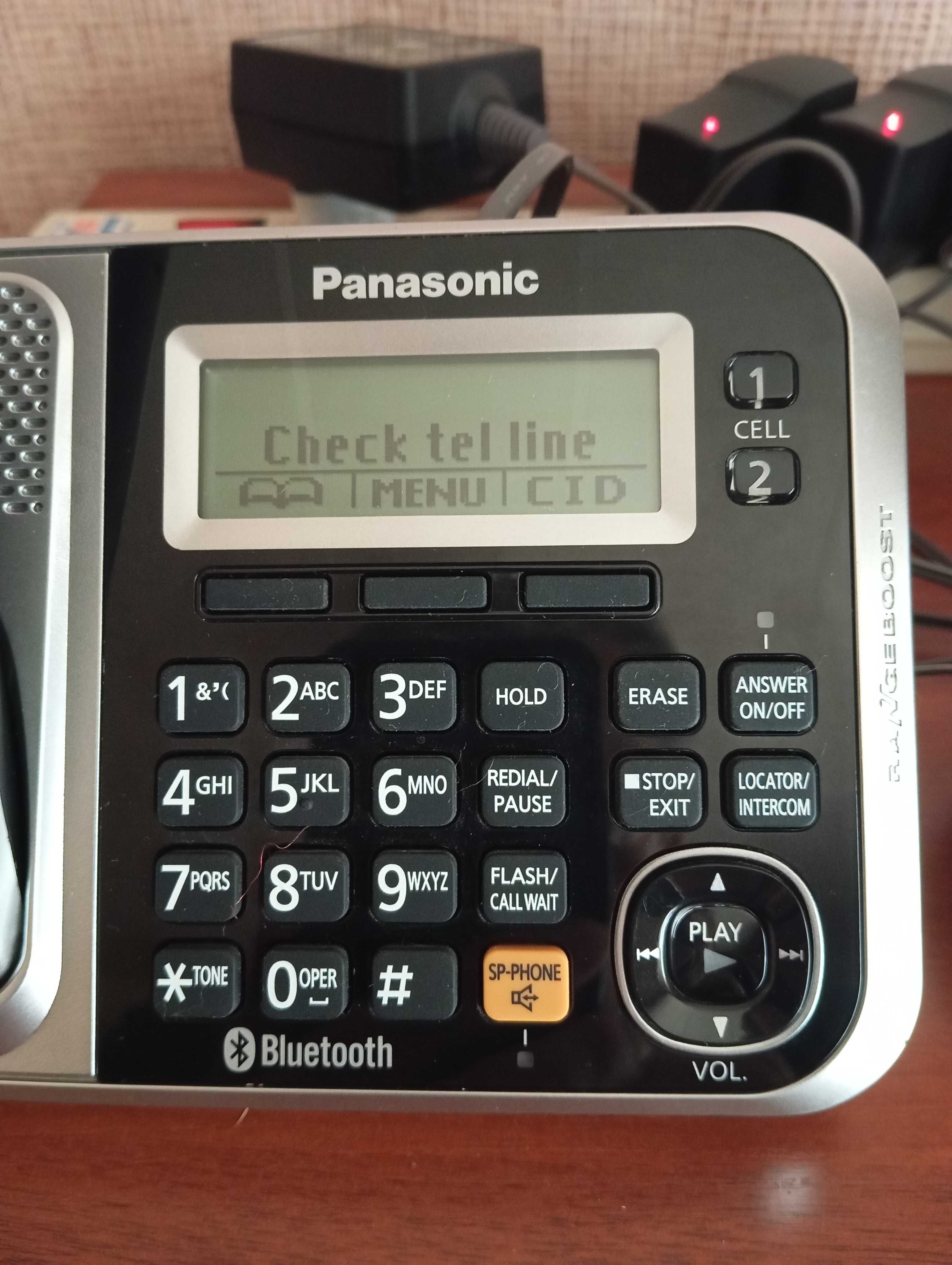 Продам радиотелефон PANASONIC пять трубок на один телефонный номер.