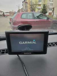 Garmin,,работи без упречно..