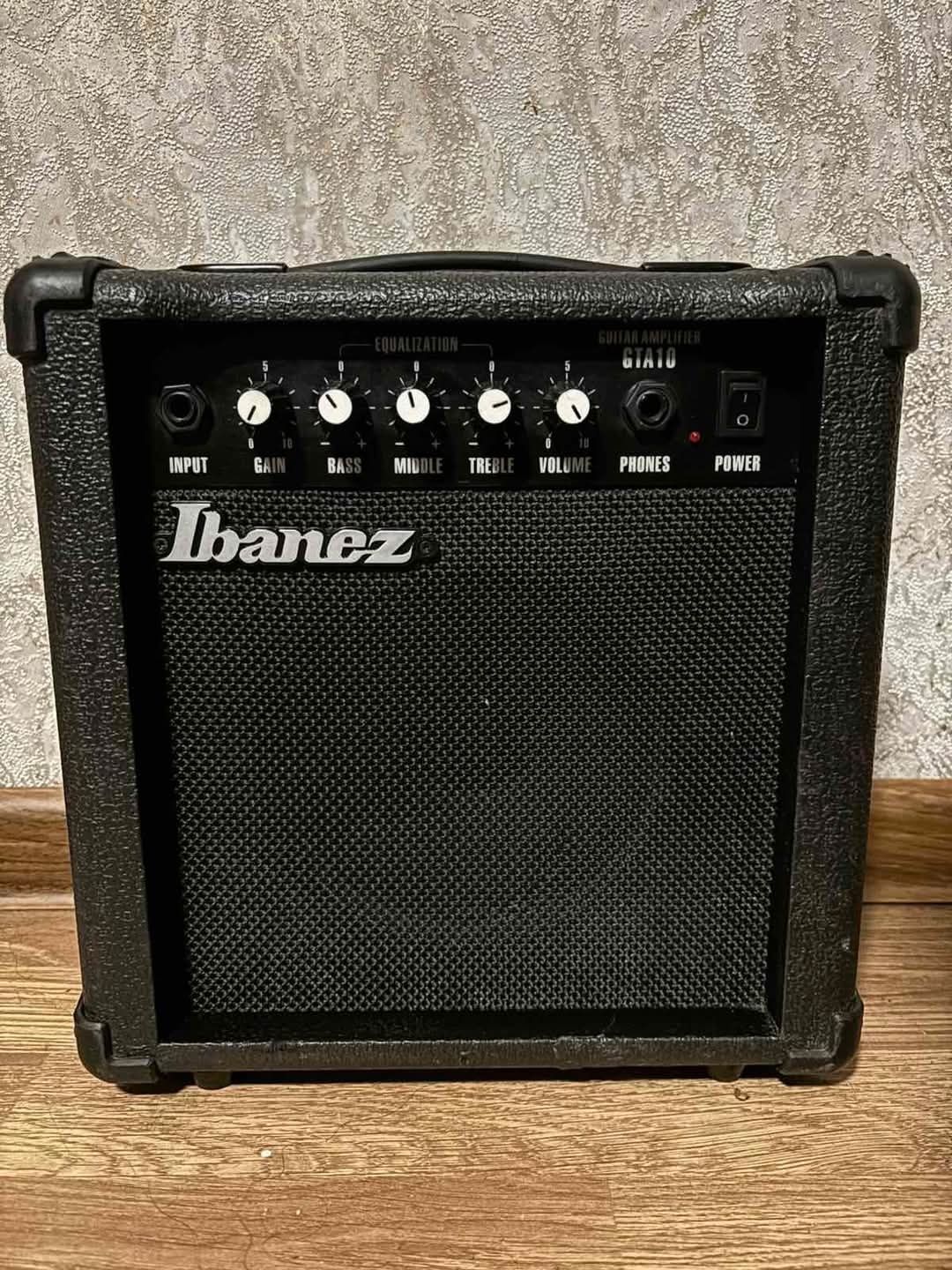 Ibanez кубе за китара