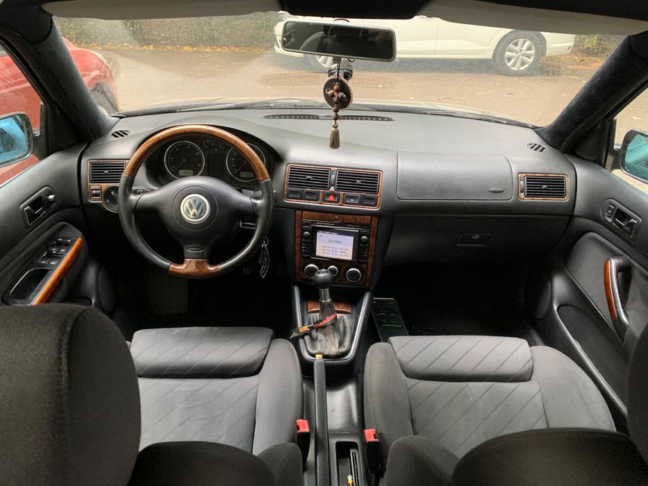Vand Volkswagen Golf 4 Variant Pret Euro