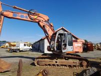 Dezmembrez excavator pe senile Fiat Kobelco EX 235